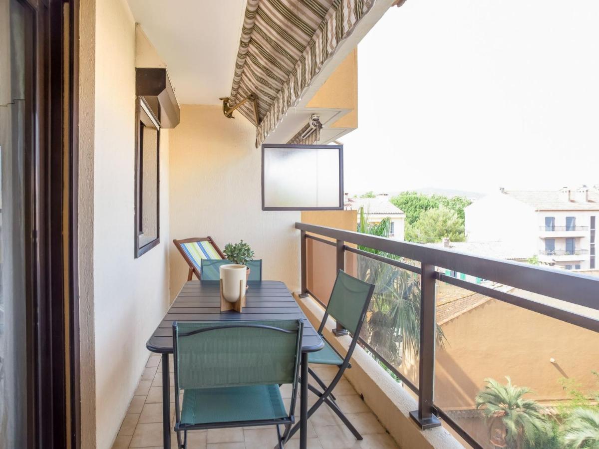 Apartment Saint James-13 By Interhome Le Lavandou Ngoại thất bức ảnh
